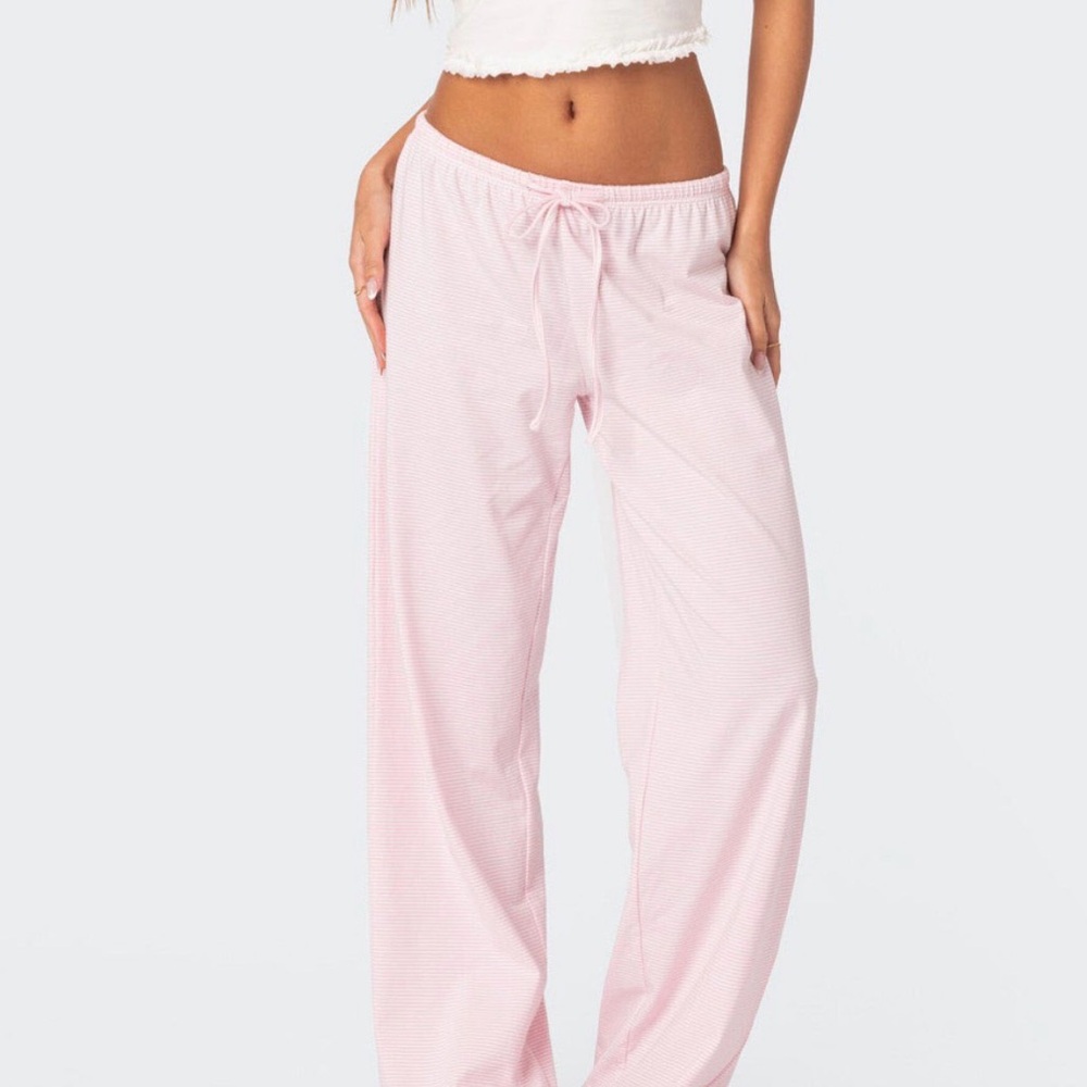 Edikted Olivia Striped Loose Fit Pants